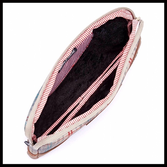 HERSCHEL SUPPLY COMPANY IPAD MINI CASE POUCH - Picture 6 of 8